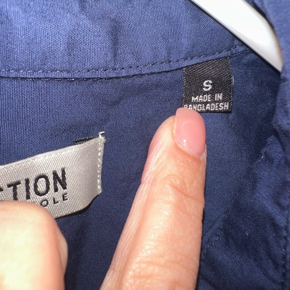 Kenneth Cole Reaction Navy Shirt with Light Blue Stripes - Picture 4 of 4